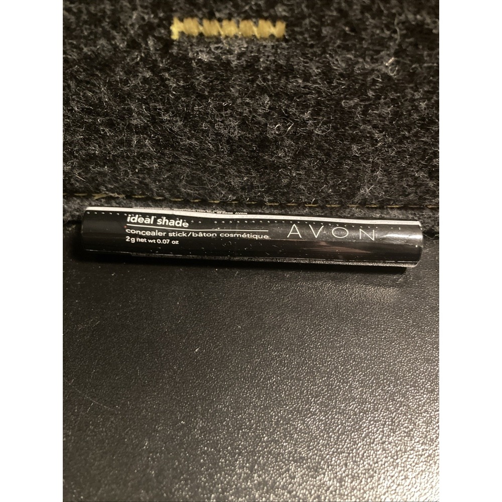 AVON 2g 0.07oz Ideal Shade CONCEALER STICK R01 Fair NEW Discontinued